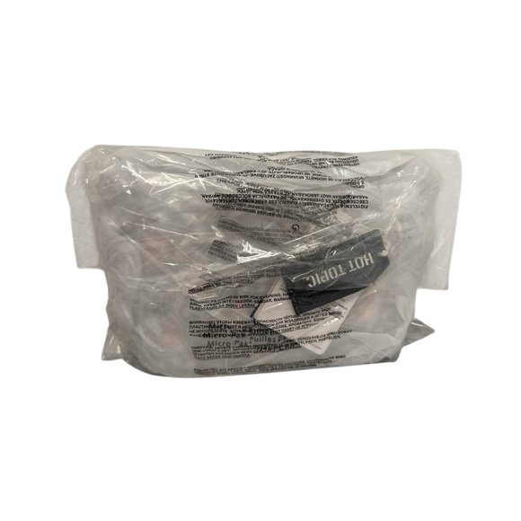 NEW Loungefly Pokemon Charmander Flowers Camera Crossbody Bag Purse - Picture 6 of 6